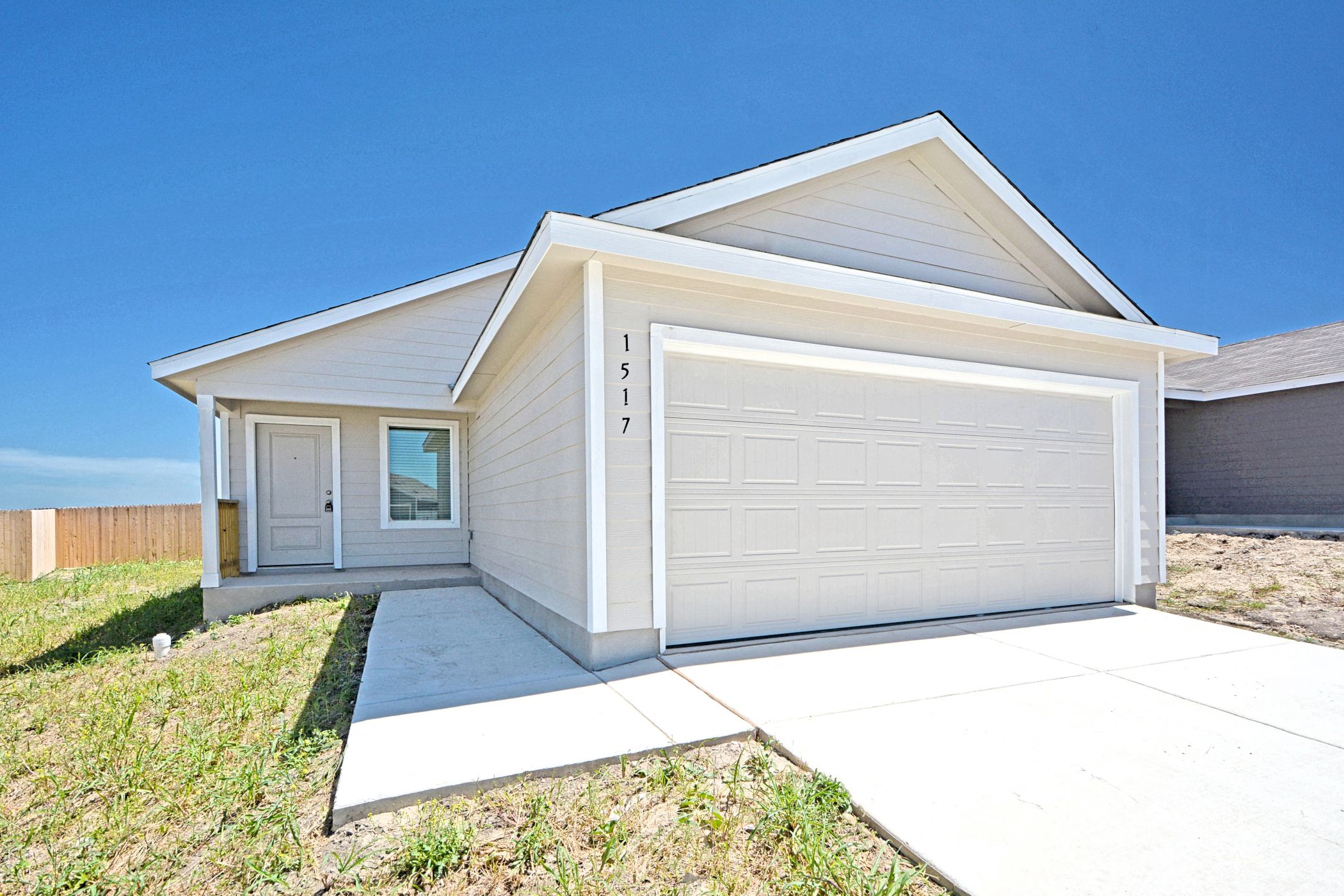 1517 Hummock Steep