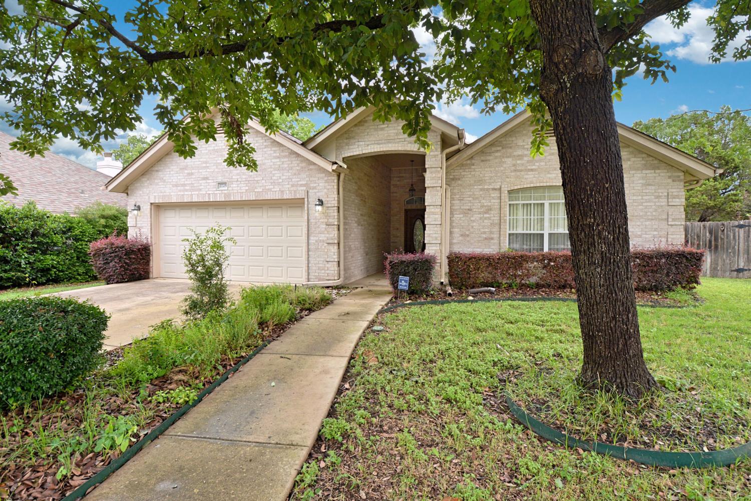 2725 Diamond Trail