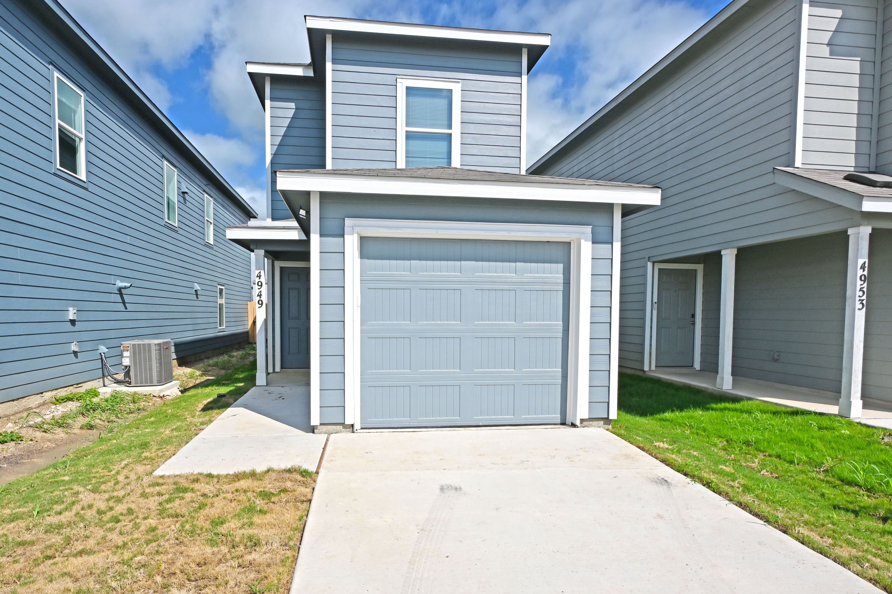 4949 Winecup Cove