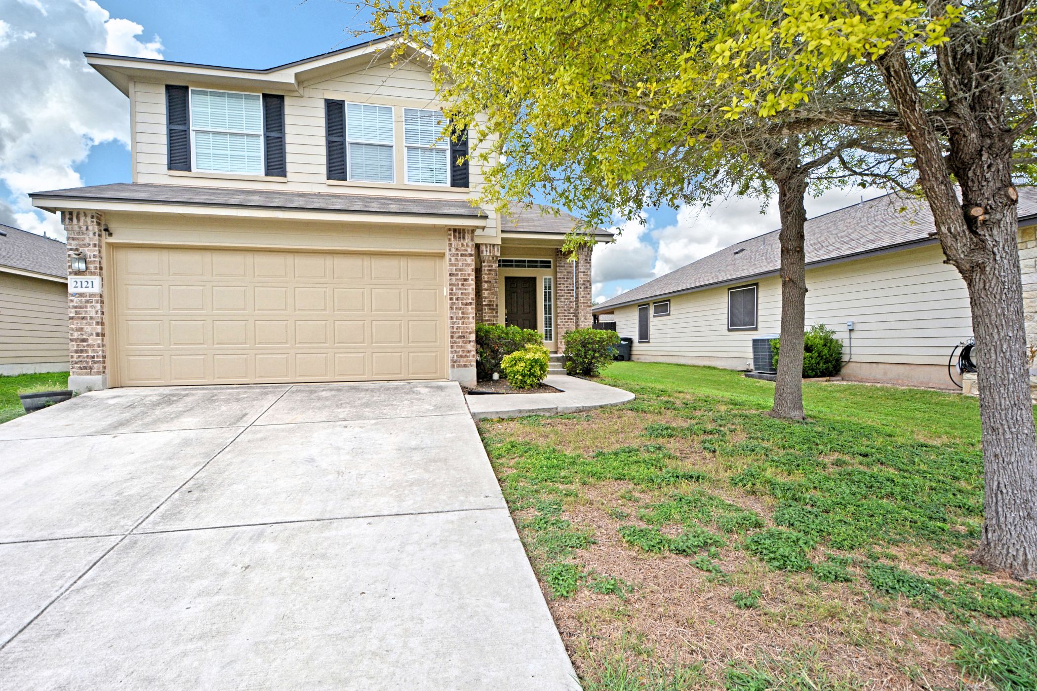 2121 Sinclair Drive